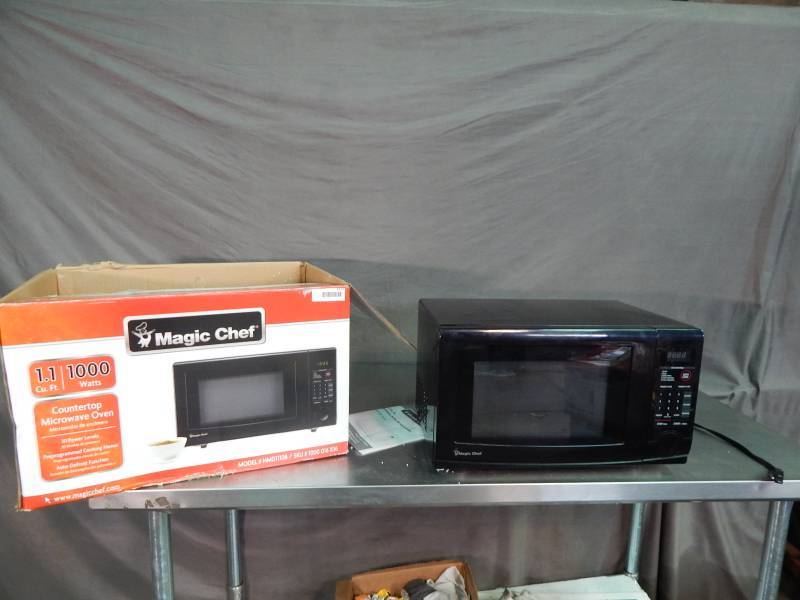 Magic Chef 1 1cu Ft 1000watts Countertop Microwave Oven