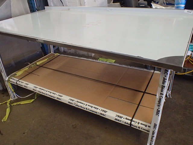 lot 107 image: Boos Heavy Gauge Stainless Table w Stainless Undershelf