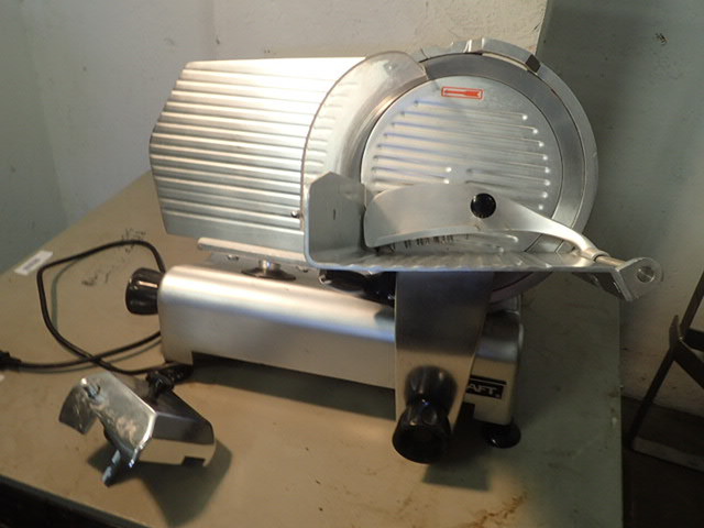 lot 158 image: AdCraft 12 Light Duty Meat Slicer