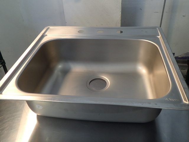 lot 165 image: Stainless Steel Hand Sink