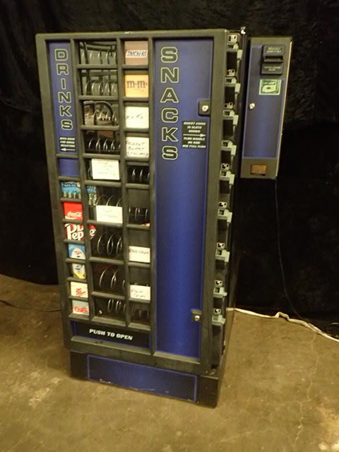 lot 26 image: Edina Tech. SnackDrink Combo Vending Machine w Coin Mechanism Attachment