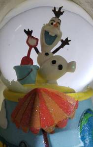 lot 7 image: Disneys Frozen Olaf Musical Snow Globe