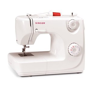 lot 23 image: Singer 8280 Mechanical Sewing Machine