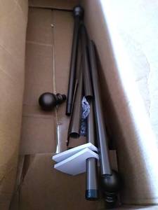 lot 49232 image: CURTAIN RODS, SIZE ADJUSTABLE, BRAND UNKNOWN