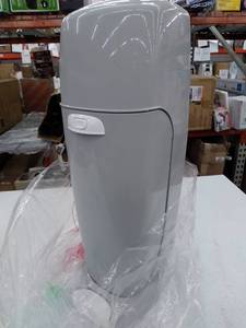 lot 49426 image: Diaper genie