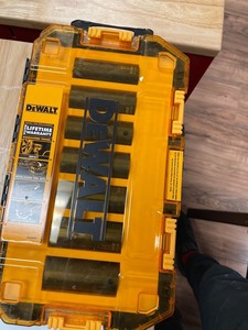 lot 123 image: Dewalt 12 metric Deep impact 7 Piece socket set