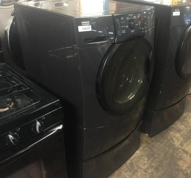 lot 1009 image: Kenmore Elite HE3 3.8 Cu. Ft. King Size Capacity Plus Front Load Washer