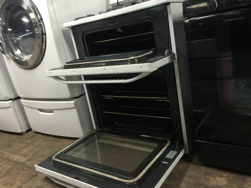 Maytag Gemini 30" White Double Oven Freestanding Gas Range HOME