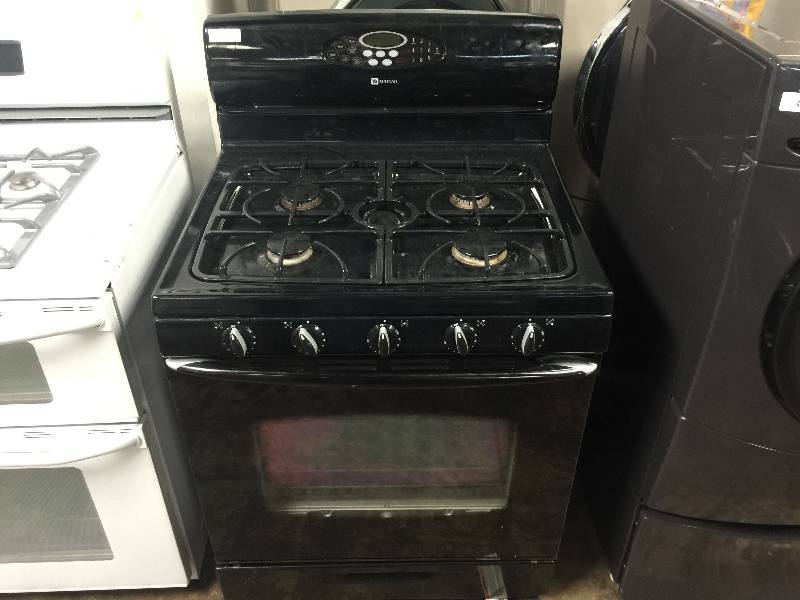 lot 1015 image: MAYTAG  30 Self-Cleaning Freestanding GAS Range