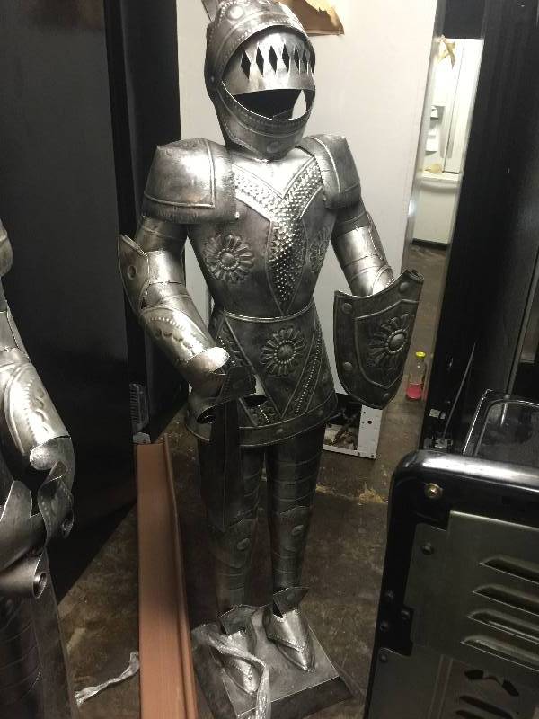 lot 100 image: Decorative metal Knight Sculpture- approx. 5 high- a real conversation piece