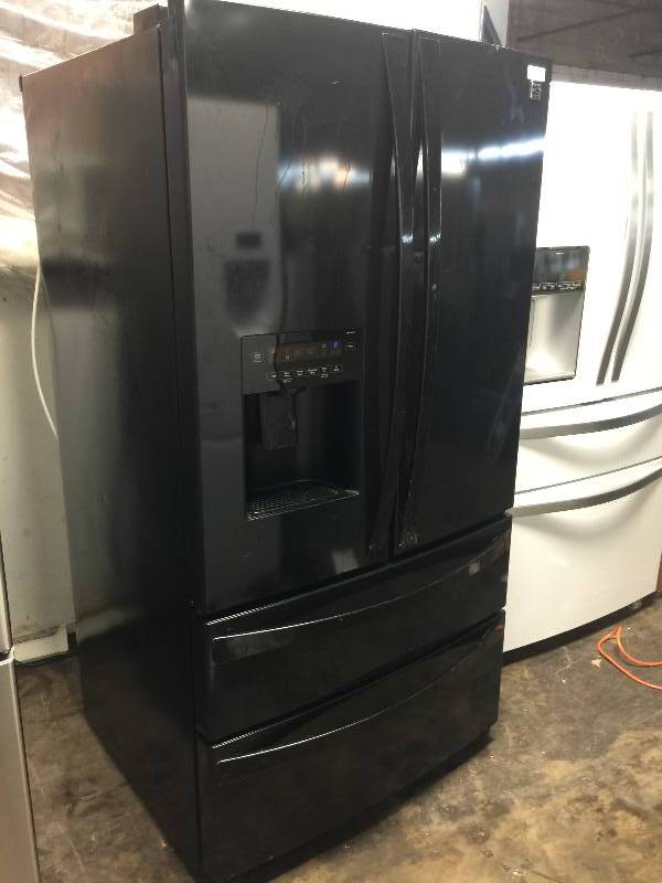 lot 1019 image: Kenmore Elite 27.5 cu. ft. 4 DOOR, French-Door Bottom-Freezer Refrigerator
