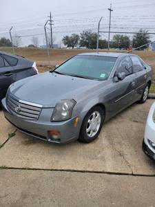 lot 118 image: 2004 Grey CTS Cadillac
