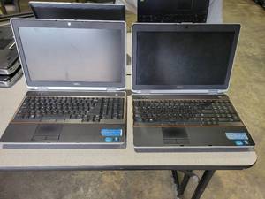 lot 9144 image: Set of 2 Dell Laptop - No Hard drive or Power Chord