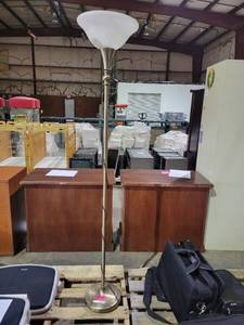 lot 9184 image: Metal Frosted Globe Floor Lamp