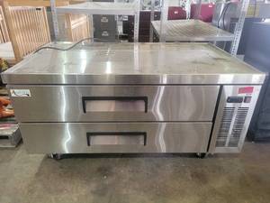 lot 9259 image: Avantco Two Drawer Refrigerated Chef Base (178CBE52HC)