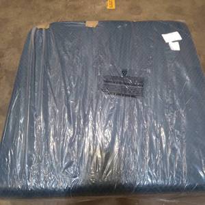 lot 36859 image: FOLD UP MATTRESS WITH COVER DARK BLUE
