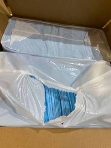 lot 36934 image: Best Pet Supplies Disposable Puppy Pads for Whelping Puppies and Training Dog...