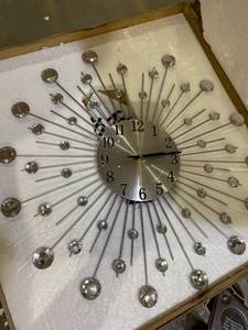 lot 36981 image: Wall Clock