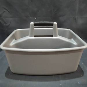 lot 38228 image: UNITED PLASTICS UTILITY BUCKET MULTI USE
