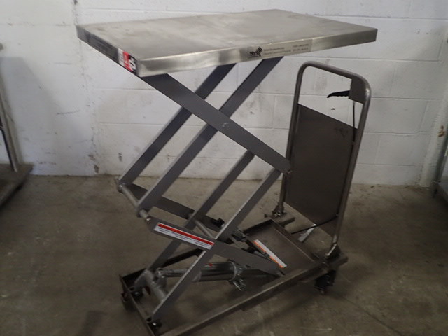 lot 7003 image: Vestil CART-200-D-PSS Partial Ss Elevating Cart, 17.5 x 27 in. - 220 lbs