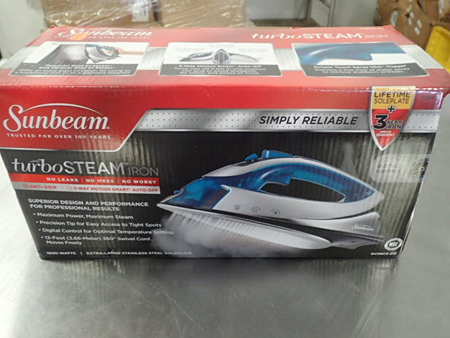 lot 7114 image: Sunbeam Turbo Steam Iron