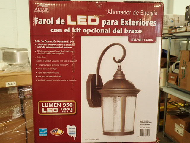 lot 7122 image: Altair LED Outdoor Lighting