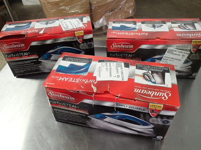 lot 7126 image: (3) Sunbeam Turbo Steam Irons