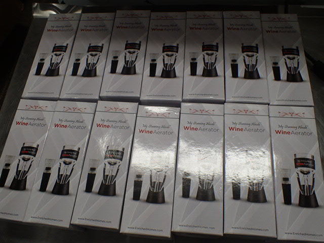 lot 7257 image: (14) My Stunning Abode Wine Aerators