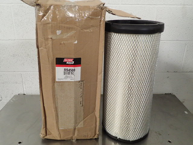 lot 7172 image: Balwin RS4580 Air Filter