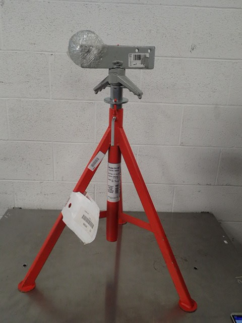 lot 266 image: Ridgid Roller Head Pipe Stand, 18 to 12 Pipe Capacity, 32 to 55 Overall Height, 1000 lb. Load Capacity