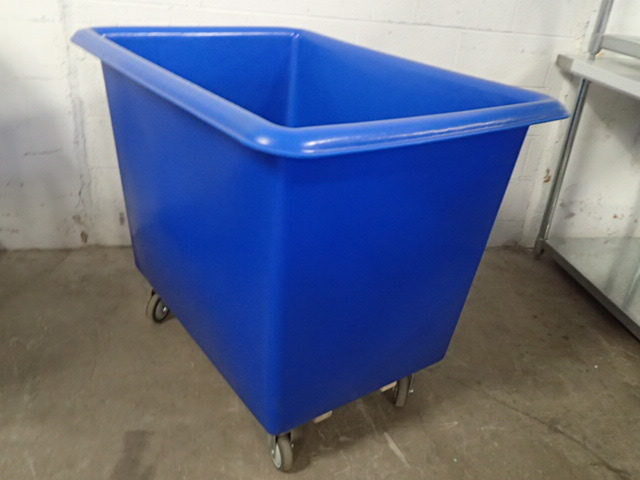 lot 7005 image: ROYAL BASKET TRUCK Cube Truck, 34 cu. yd. Volume Capacity, 600 lb. Load Capacity, 32 Overall Width