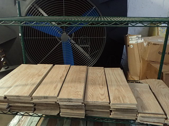 lot 89 image: Approximately (100) 6 x 24 in Montagna Porcelain Floor and Wall Tile