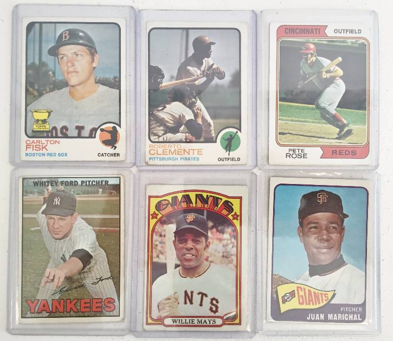 lot 1060 image: Vintage Baseball Lot Wille Mays, Roberto Clemente, Pete Rose, Whitey Ford, Jaun Maricial, Carlton Fisk - All Hall of Famers - Huge Book Value