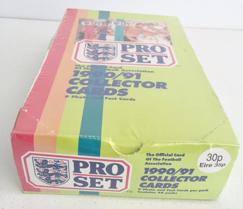 lot 1066 image: Factory Sealed 199091 Pro Set Soccer Box 48 Packs  9 Cards per Pack - Very Rare - Unoppened