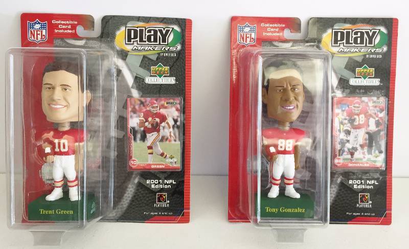 lot 1075 image: Rare Tony Gonzalez  Trent Green 2001 Upper Deck Play Maker Bobble Heads - Factory Sealed - Hard Finds