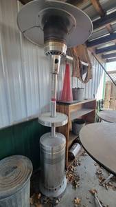 lot 6114 image: Sams Club Stainless Steel Commercial Grade Gas Patio Heater