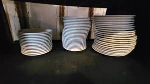lot 6121 image: (60) White Round Dinner &amp Appetizer Plates