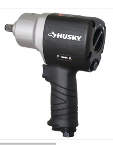 lot 51090 image: Husky 800 ft.lbs. 12 in. Impact Wrench