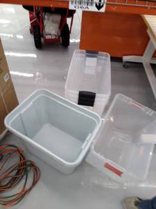 lot 51411 image: Totes No Lids Various Sizes