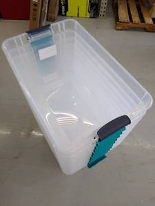 lot 52013 image: 11 - Sterilite storage containers,no lids