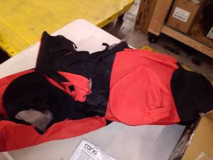 lot 11127 image: Seat cover for standard bucket seat Red