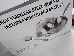lot 46102 image: Wok Pan With Lid - 13 Wide 2mm Thick Stir Fry Frying Pan Stainless Steel � N