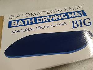 lot 46156 image: Diatomaceous Earth Bath Drying Mat