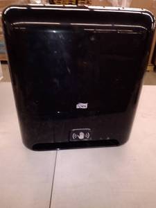 lot 50237 image: Elevation Matic Hand Towel Dispenser with Intuition Sensor, 13 x 8 x 145, Black, No Key