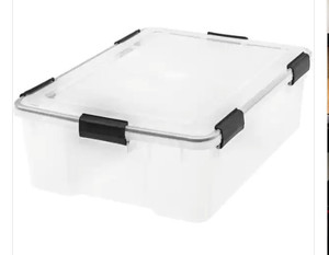 lot 51716 image: IRIS 41 Qt. Weather Tight Storage Box in Clear