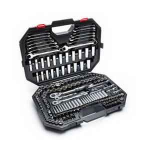 lot 51769 image: Apex Tool Group Husky Mechanics Tool Set