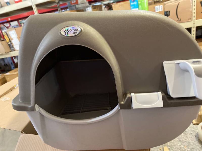 lot 29569 image: Omega Paw Litter Box