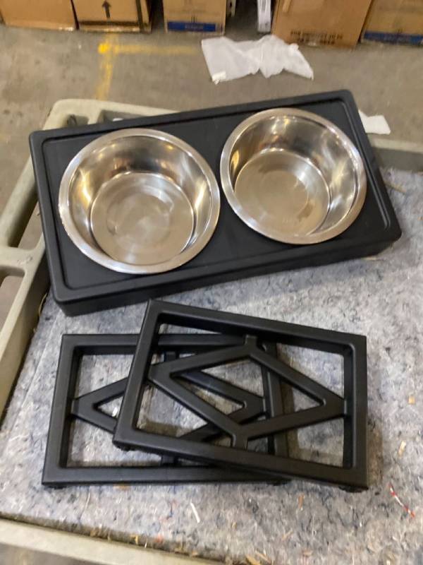 lot 29575 image: Pet Food Bowls and Stand