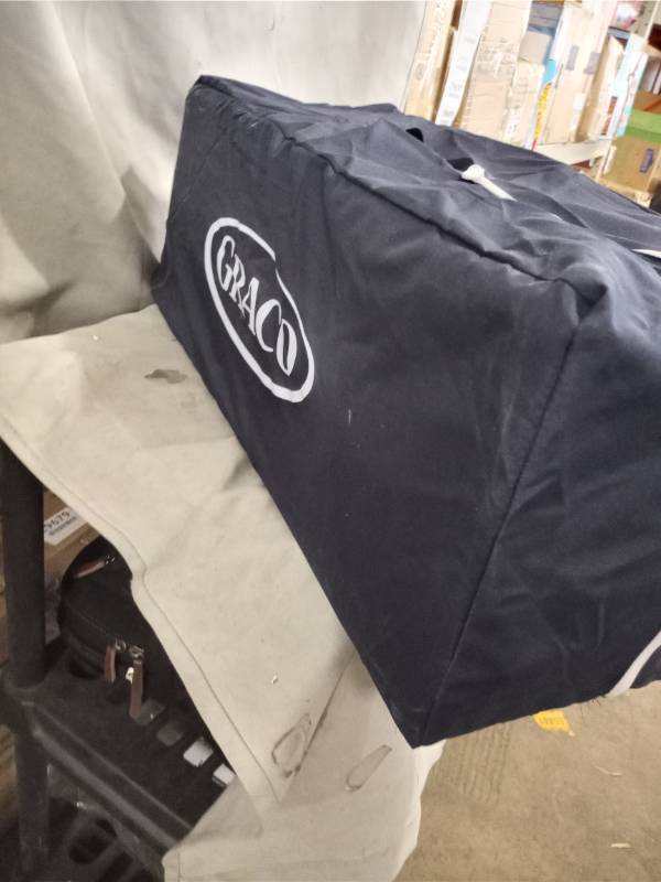 lot 29689 image: GRACO PACK N PLAY PORTABLE ON THE GO PLAYARD