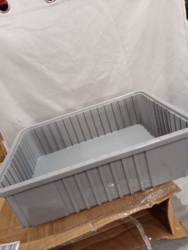 lot 29100 image: AMAZON BASICS BIN